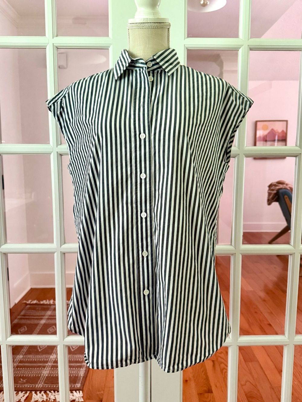 Banana Republic Sleeveless Shirt/Tunic